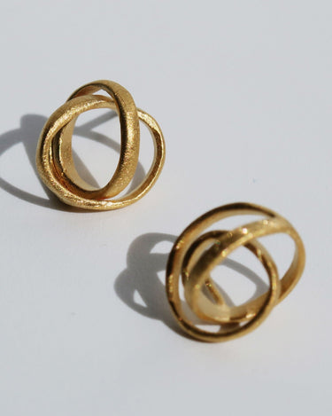 pendientes pequeños dorados