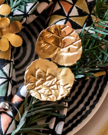 Individual golden napkin holder