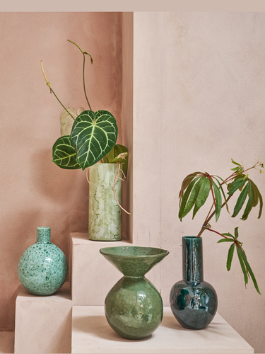 Jarron ceramica verde oscuro esmalte detalle Urban Nature Culture