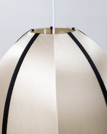 Pantalla Colgante Oval de Seda Escandinava E27 Acabado Clásico