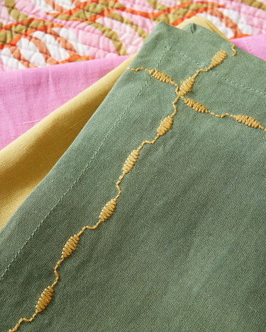 Servilletas lino algodón salvia detalle bordado