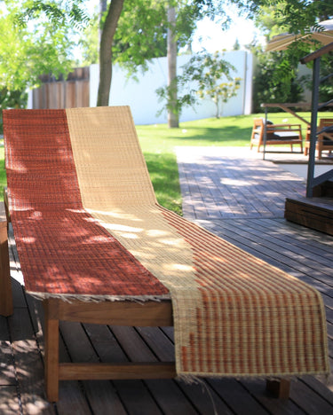 Alfombra de seagrass tejida a mano irregular