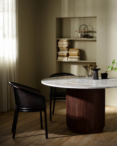 Mesa marmol ivory nature detalle vetas Nordal