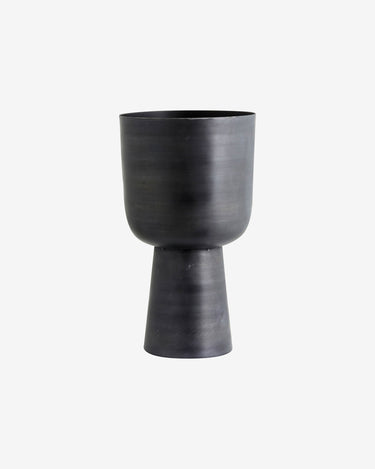 Maceta aluminio antracita minimalista Nordal