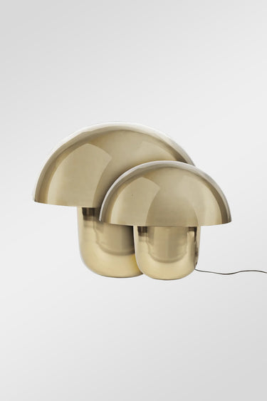 Elegante Jarrón de Oro Carl Johan para Decoración Moderna