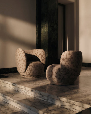 Vista lateral de Sillón lounge Rico beige