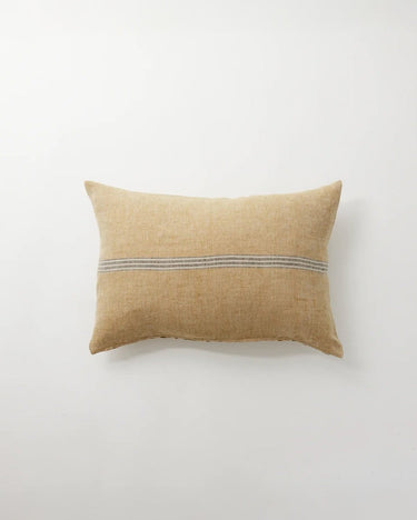 Funda de Cojín Rochelle en Color Arena - Elegancia y Comodidad