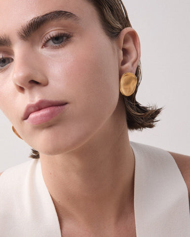 Pendientes Grandes Dorados CALA Joidart: Joyería Artesanal en Plata Bañada en Oro