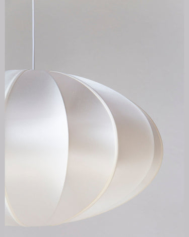 Pantalla colgante Pumpkin de seda offwhite para lámpara E27