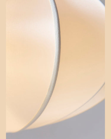 Pantalla colgante Pumpkin de seda offwhite para lámpara E27