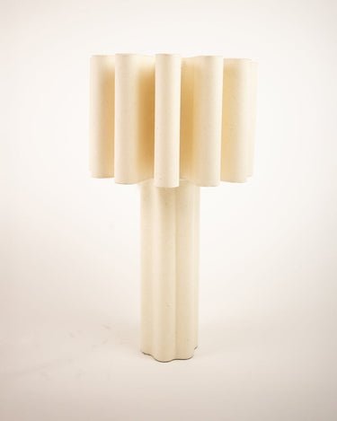 Lámpara de Mesa Heidi con Diseño Elegante y Moderno