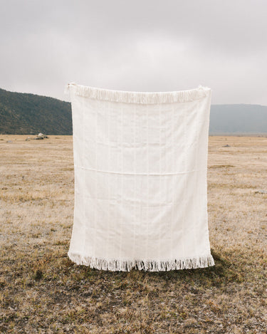 Manta blanca de lana de alpaca