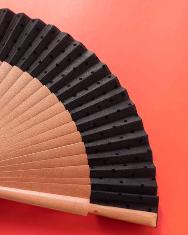 Abanico de Kanela Fans, detalle del plumeti