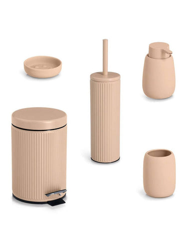 Accesorios de baño de cerámica en color almendra