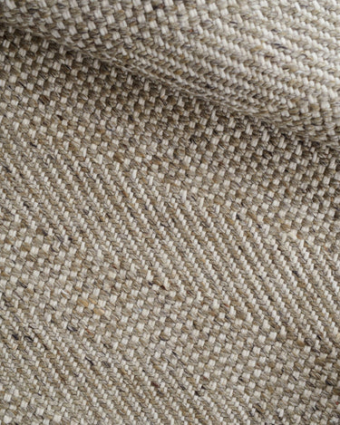 Alfombra Narvik de lana caqui tejida a mano Linie Design