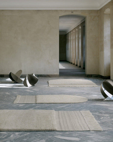 Alfombra Eternal Eye de lana natural en relieve Linie Design
