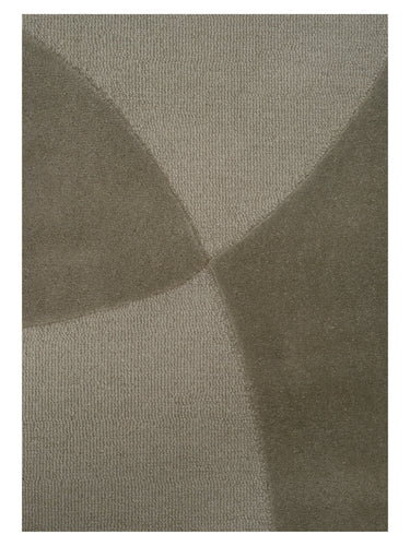 Alfombra de lana verde musgo con relieve Split Plains de Linie Design, detalle de los cambios de tono