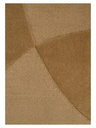 Alfombra mostaza de lana Split Plains de Linie Design, detalle de las formas curvas y la textura