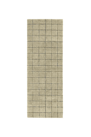 Alfombra de pasillo lavable de lana geométrica verde musgo vista completa