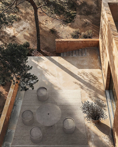 Alfombra de PET tierra Ash Melange de Linie Design, detalle de la trama