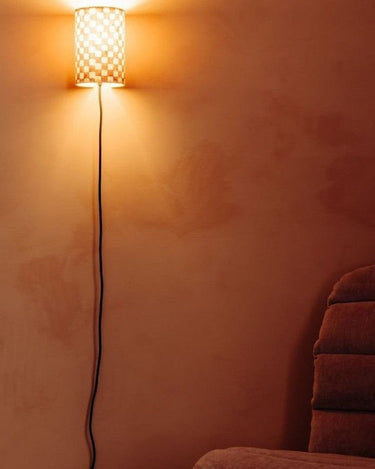 Aplique de pared con pantalla estampada a cuadros Le Monde Sauvage