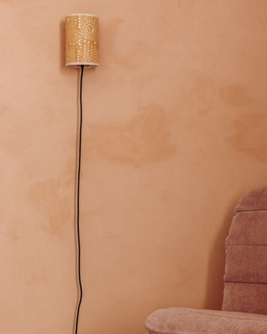 Aplique de pared con pantalla estampada rosa nude Le Monde Sauvage