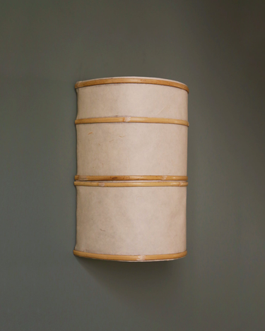 Aplique Bell Natural con estructura de ratán clara de Caravane