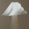Lámpara de mesa blanca de estilo posmoderno
