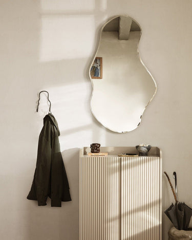 armarios de Ferm Living: armario bajo sill cashmere