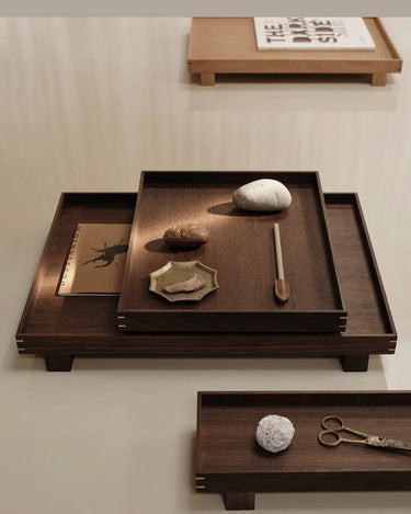 Bandejas decorativas de madera Ferm Living