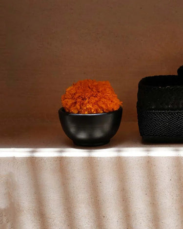 Bowl pequeño de cerámica negra Bazar Bizar