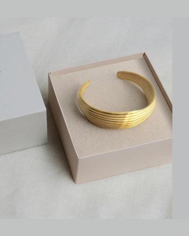 Brazalete dorado Onaria Joidart