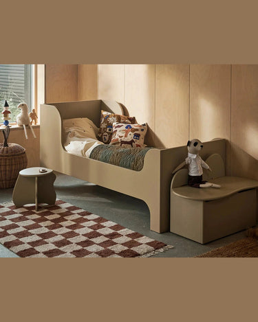 Cama infantil de madera para dormitorio