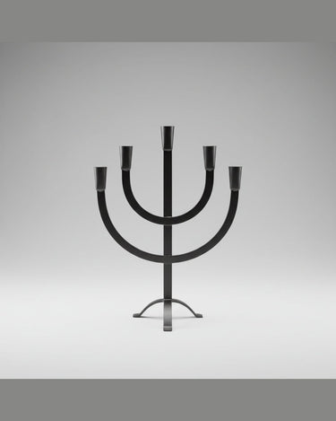 Candelabro vintage de hierro negro · vista 2