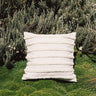Cojín blanco de lana de alpaca Sierra Home
