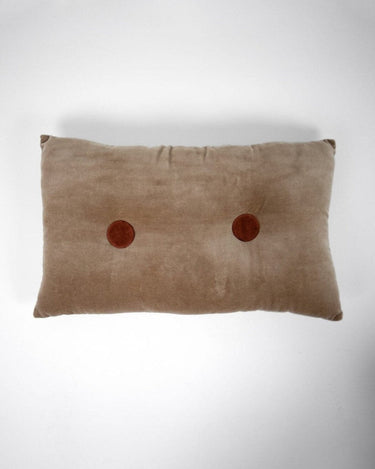 Beige buttoned decorative cushion by Olsson & Jensen