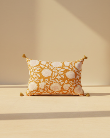 Funda cojín algodón block print floral caramelo 35x50 cm
