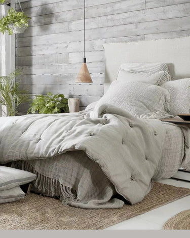 Colcha WRINKLES Dareels detalle textil natural