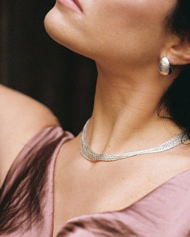 Collar Chiara plateado Agapée vista detalle