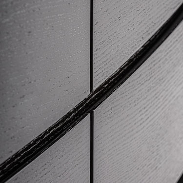Cómoda de madera contrachapada roble negro piedra sinterizada blanca de Vical, imagen 5