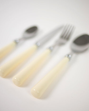 Elegant cutlery for the table