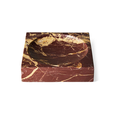 Cubos decorativos de mármol burdeos: vista superior del hueco circular de esta pieza