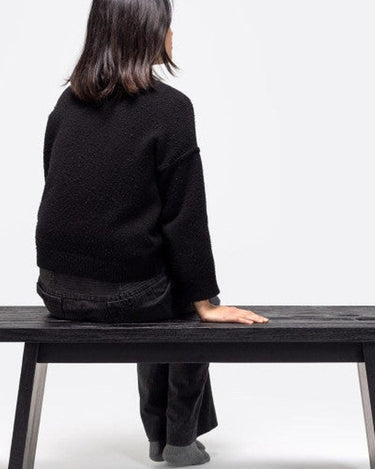 Banco EROSI Dareels de madera negra