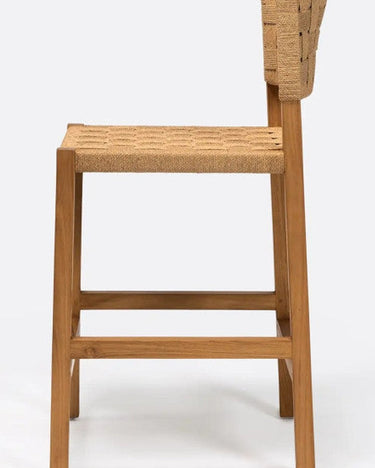 Taburete CORA Dareels detalle de asiento trenzado
