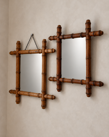 Espejo francés de madera torneada de Matuta Home, vista lateral con cadena de suspensión