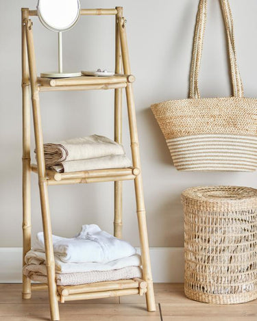 Estanteriá de baño