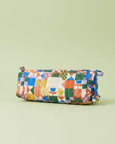 Estuche escolar de popelina de algodón geométrico multicolor Bonheur du Jour, vista frontal con tirador