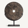 Figura decorativa de piedra oscura y hierro negro de Vical