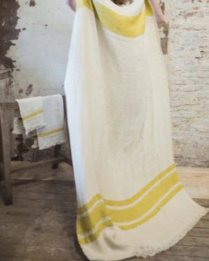 Fouta Mustard Stripe de Libeco en lino lavado