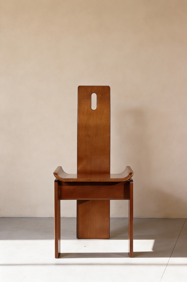 Conjunto de seis sillas  brutalistas de Edoardo Landi